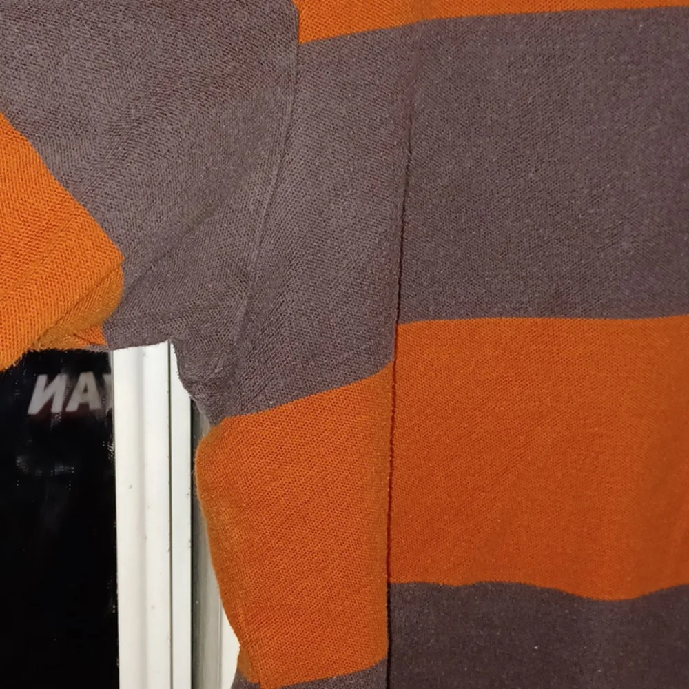 Old navy orange and brown polo XL - Picture 2 of 5